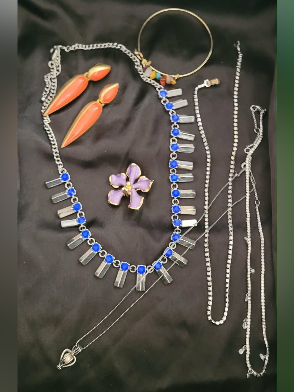 Costume Jewelry Lot ~ Blue Crystal Statement Necklace Unbranded